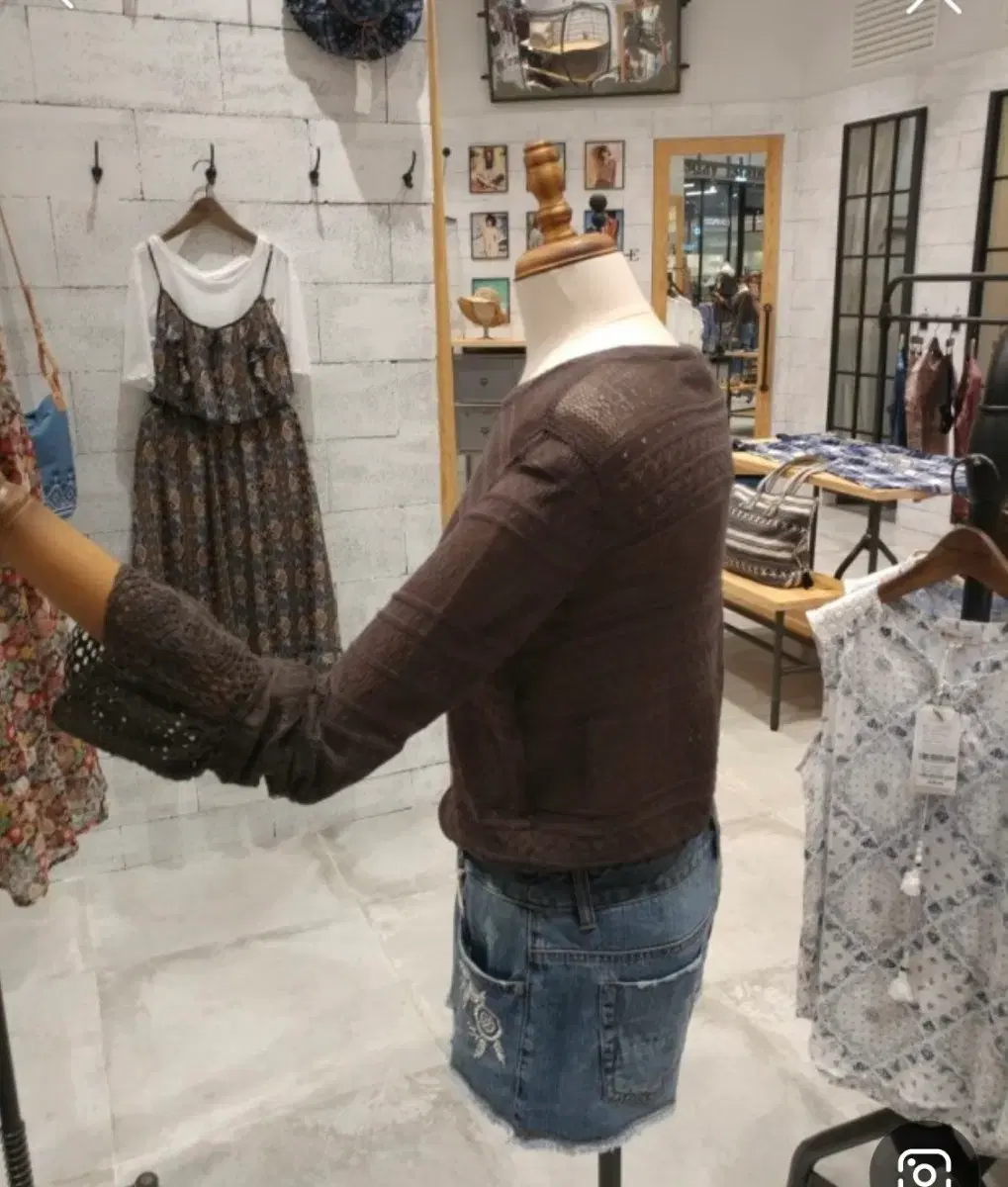 thumbnail-10
